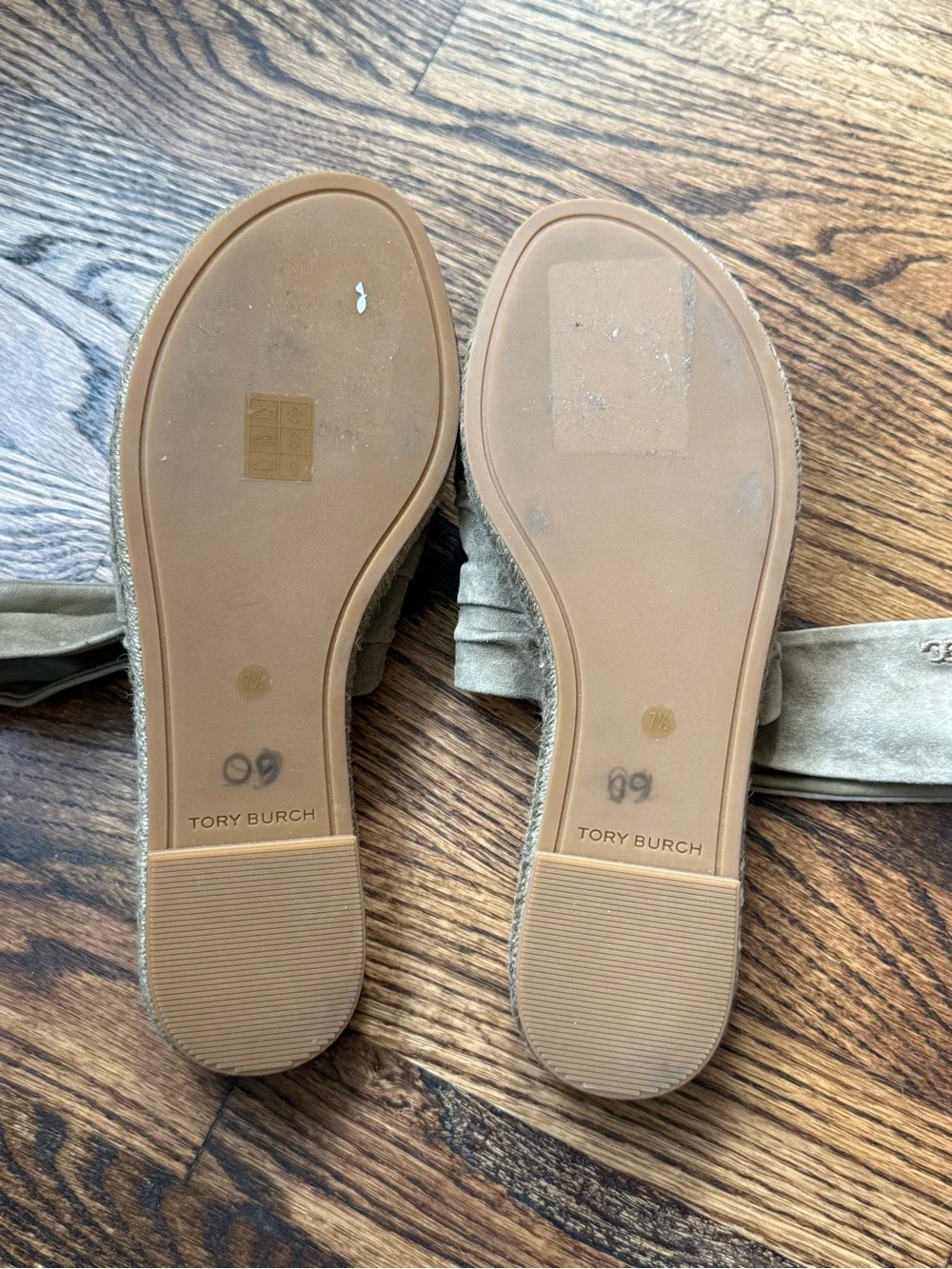 Tory Burch tory burch
